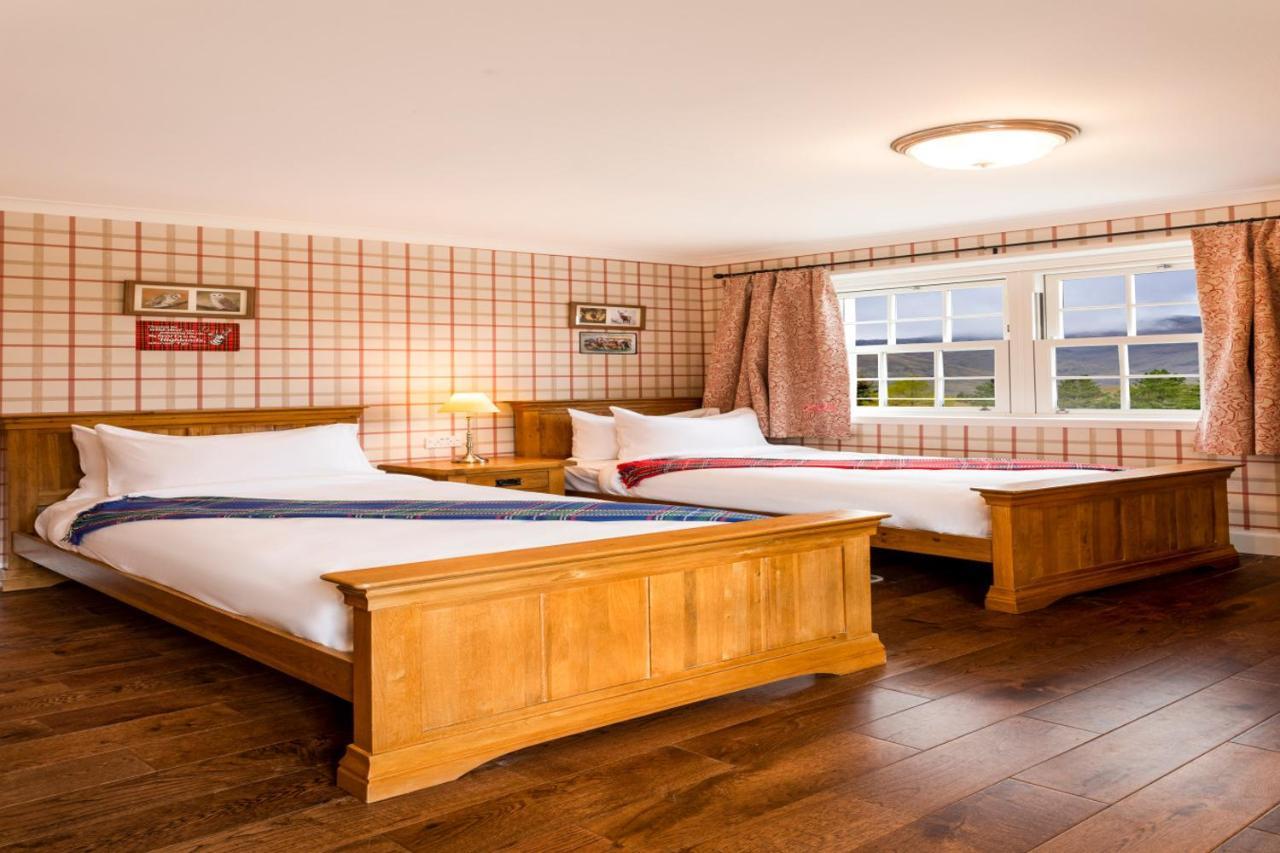 The Cluanie Inn Glenmoriston Екстериор снимка