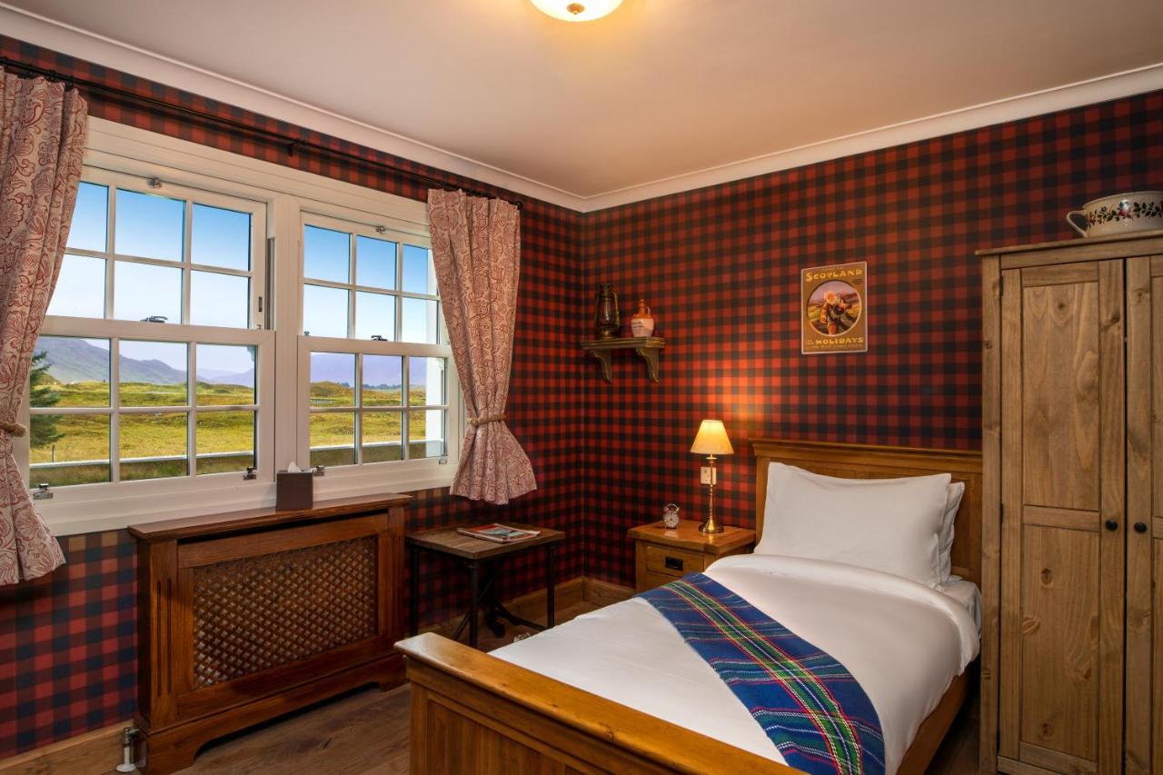 The Cluanie Inn Glenmoriston Екстериор снимка