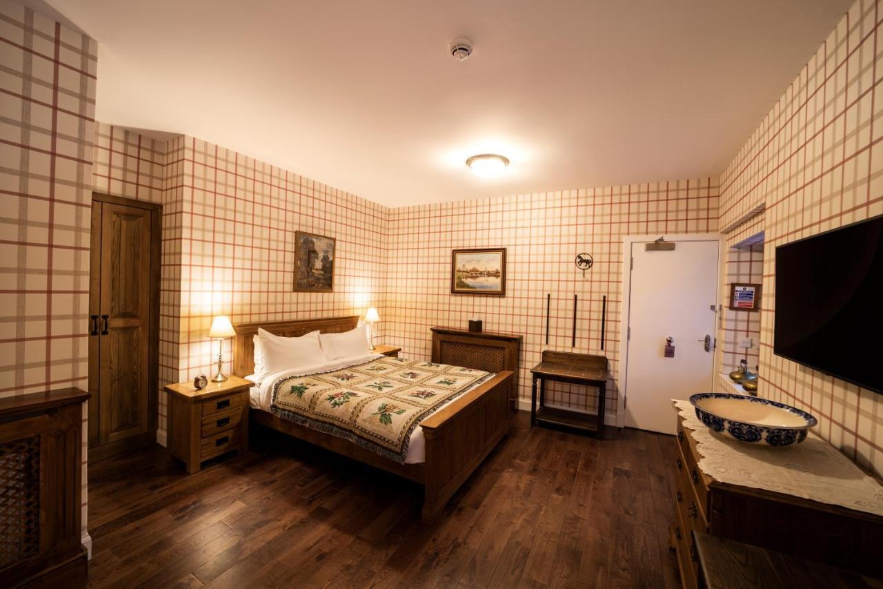 The Cluanie Inn Glenmoriston Екстериор снимка